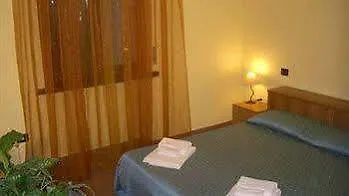 Otel Hotel Bardolino 2*