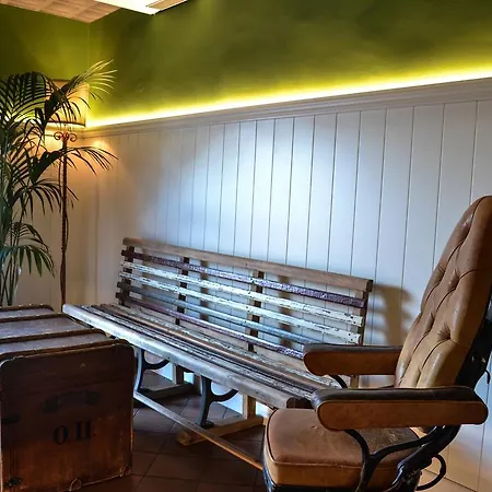 Hotel Bardolino 호텔 바르돌리노