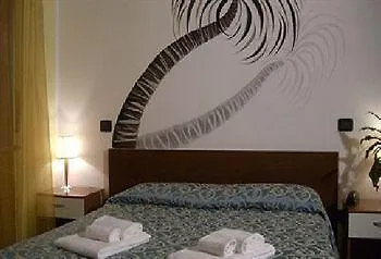 Hotel Bardolino 바르돌리노