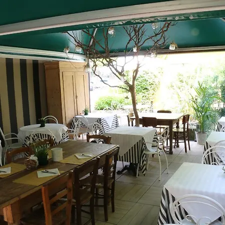 Hotel Bardolino 2*
