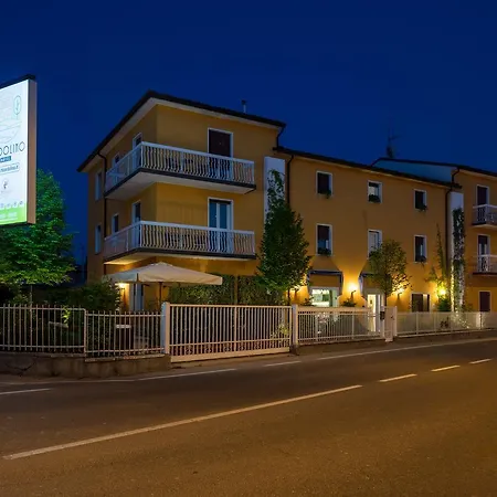 Hotel Bardolino 2* 바르돌리노