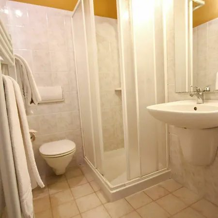 Hotel Bardolino 호텔 바르돌리노