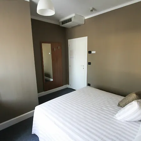 Hotel Bardolino 2* 바르돌리노