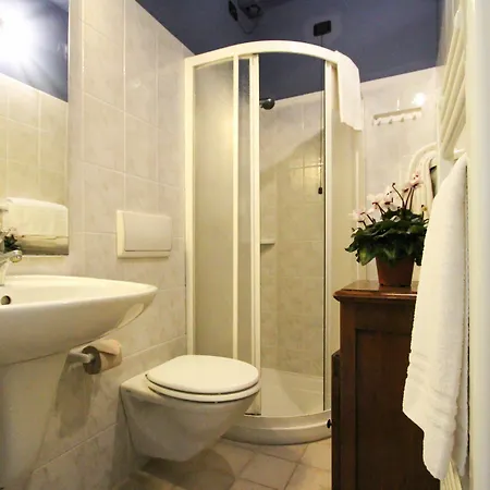 Hotel Bardolino 호텔